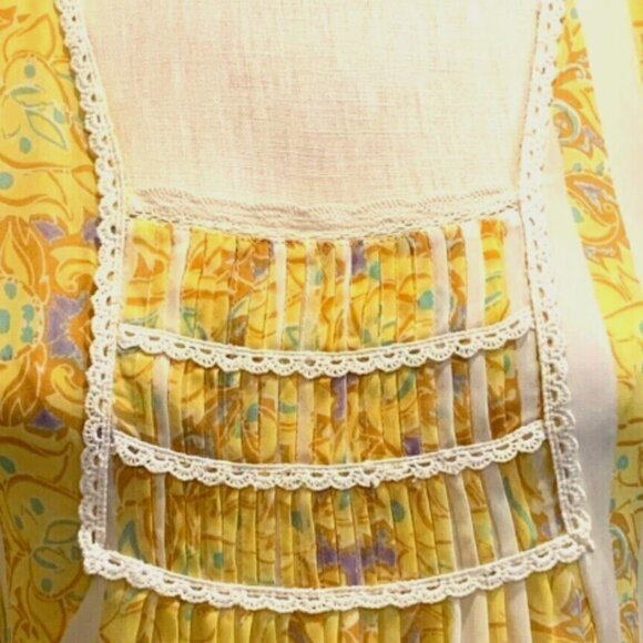 Nine West Vintage America "Dawn" BOHO Sheer Yellow Top Sz S #220K - Picture 6 of 7